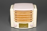 Kadette ’Classic’ Radio Model K-13 in Ivory and Lavender Plaskon - Rare